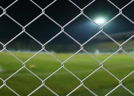 Ντυμένο ψευδάργυρος πλέγμα κυκλώνων που περιφράζει ντυμένο πλέγμα διαμαντιών 60*60mm το PVC