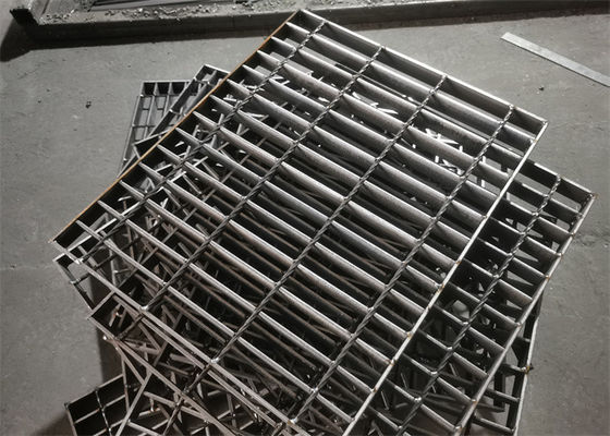 Αντίσταση διάβρωσης πιάτων 50x4 χιλ. κιγκλιδωμάτων χάλυβα πλατφορμών πλυσίματος αυτοκινήτων