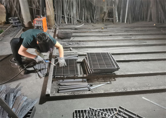 Αντίσταση διάβρωσης πιάτων 50x4 χιλ. κιγκλιδωμάτων χάλυβα πλατφορμών πλυσίματος αυτοκινήτων