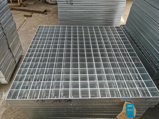 32x3mm γαλβανισμένο πιάτο Swage κιγκλιδωμάτων χάλυβα που κλειδώνεται για Driveway τη διάβαση πεζών