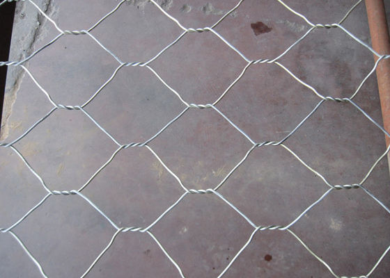 Το PVC έντυσε αντισηπτικό ενωμένο στενά Gabion καυτό γαλβανισμένο σκούρο πράσινο πλέγματος καλωδίων